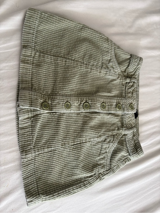 Forever 21 Pants - Forever 21 Sage Green Ribbed Button-Front Women's Skort